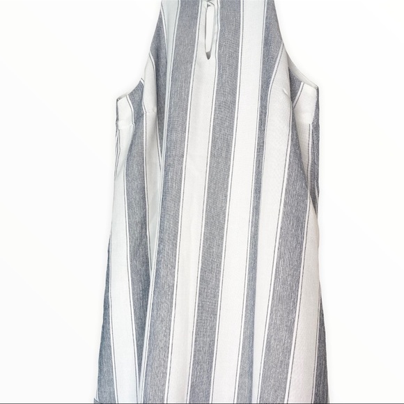 She + Sky | Striped Lined Shift Dress with Front Keyhole and Ruffle Hem | Small - Picture 3 of 7